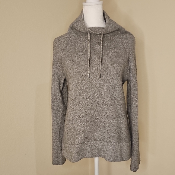 Ann Taylor Factory Sweaters - Ann Taylor Wool Blend Funnel Neck Gray Sweater Sz M